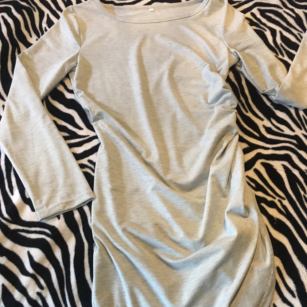 Long sleeve form fitting top